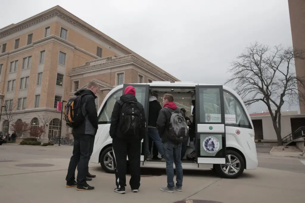 driverless shuttle