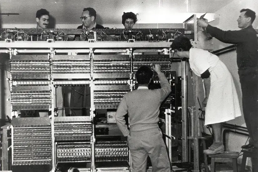 Thelma Estrin working on supercomputer