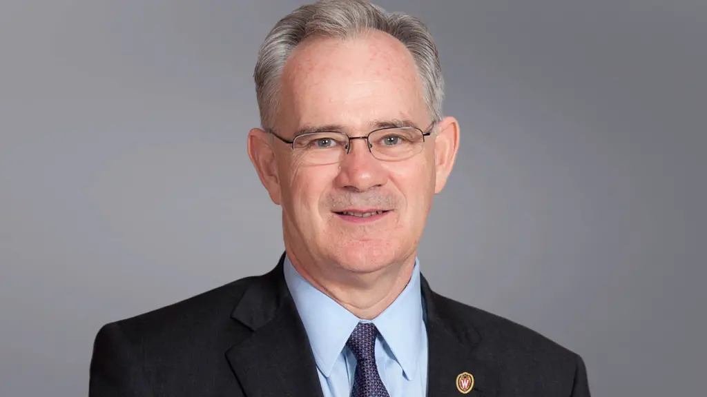 Ian Robertson