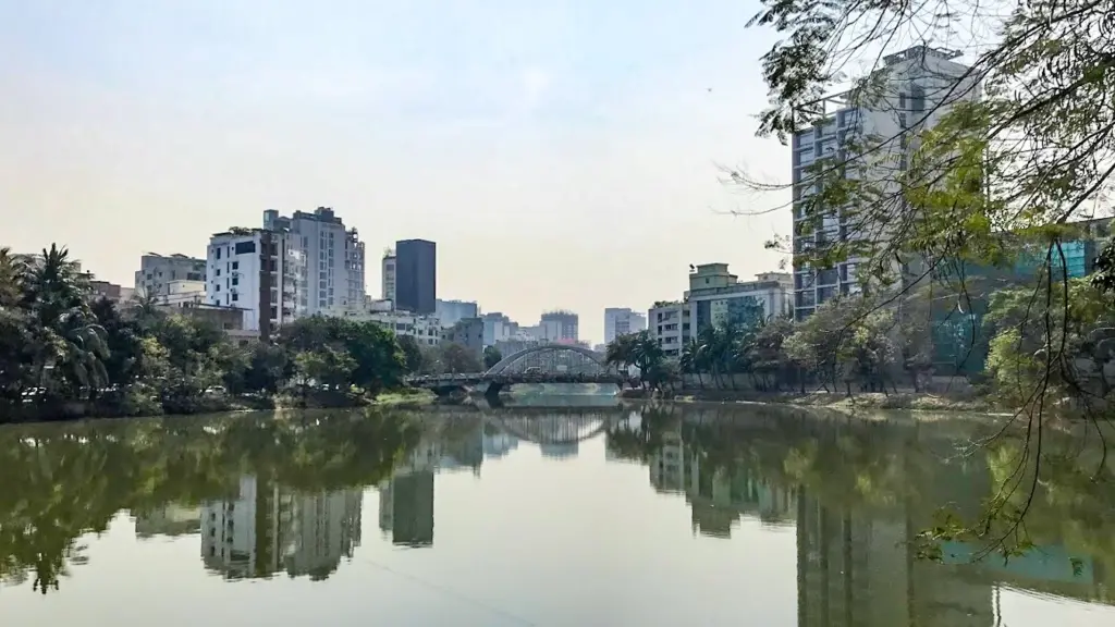Banani Lake in Dhaka, Bangladesh