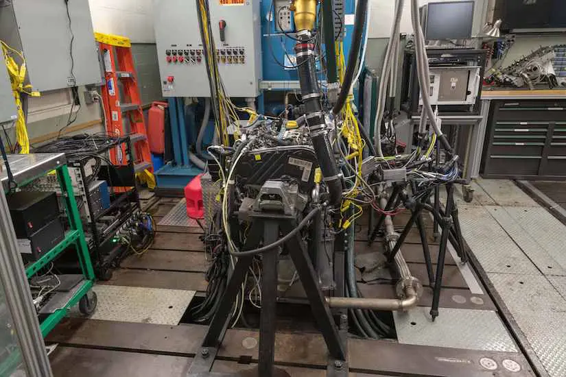 engine research setup