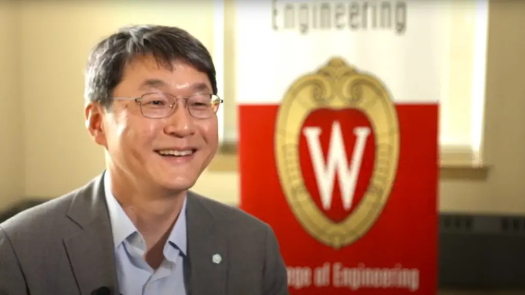 Sangkee Min