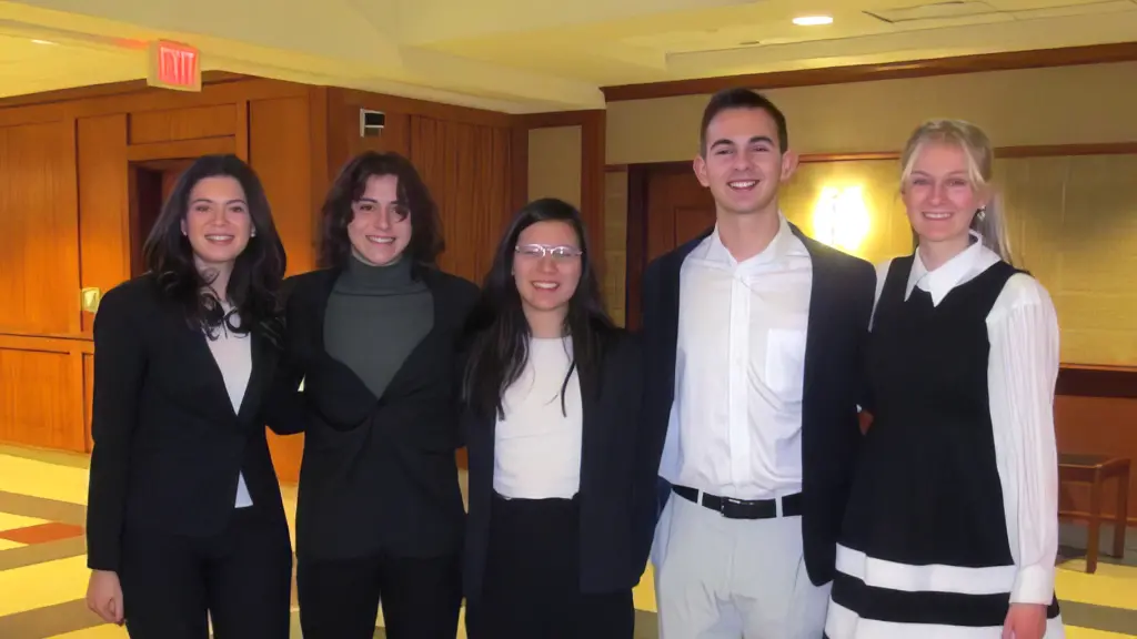 CEE students students Maya Pardanani, Kris Alvarado, Clara Zwolanek, Dylan Schindler and Rachael Heck