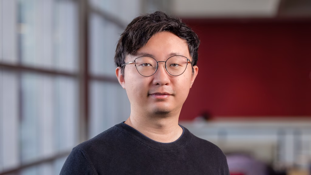 Zheng Liu